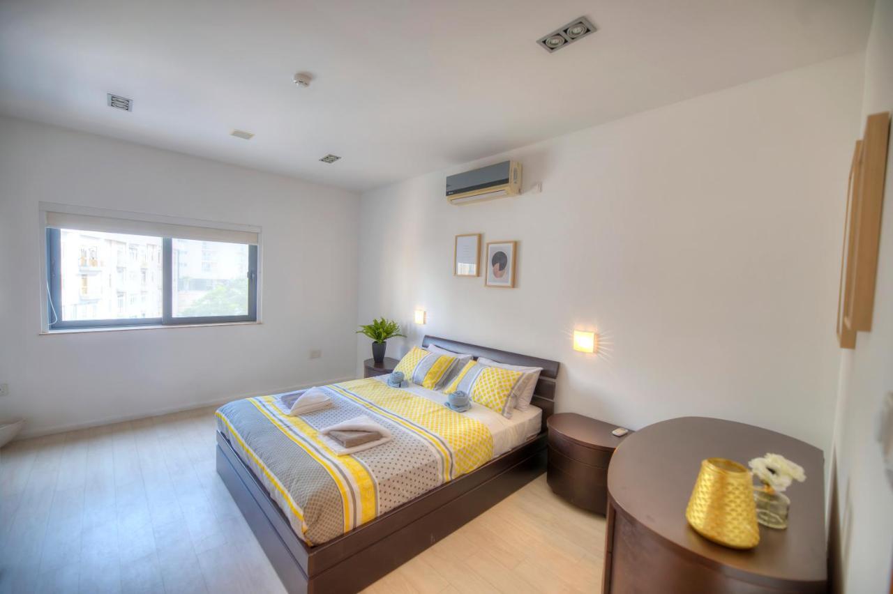 Bright And Spacious 3 Bedroom Apartment With Breathtaking Views - Goslm-5 Sliema Exterior foto