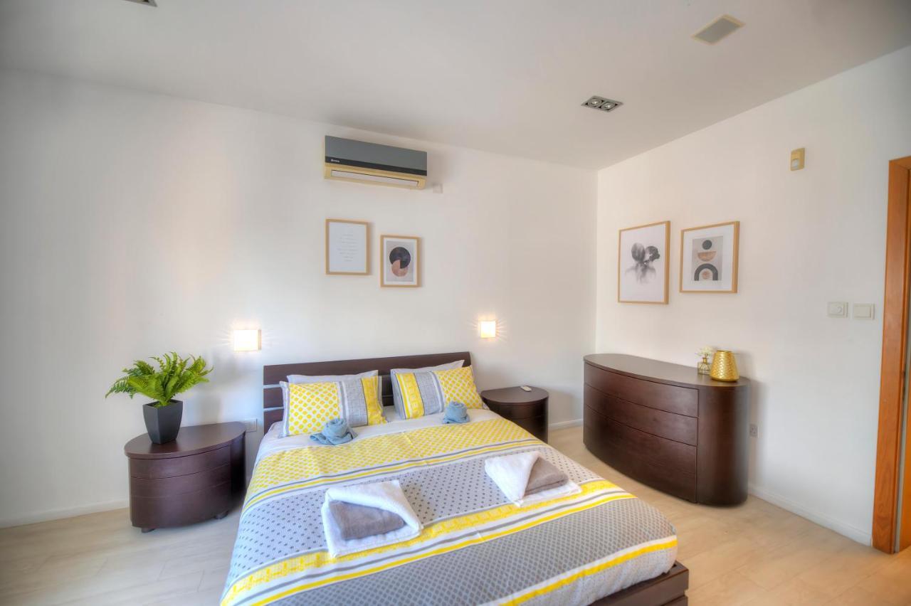 Bright And Spacious 3 Bedroom Apartment With Breathtaking Views - Goslm-5 Sliema Exterior foto