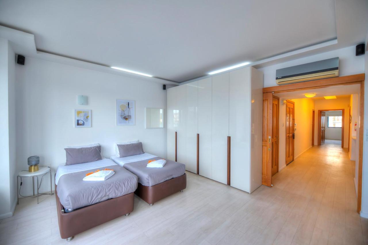 Bright And Spacious 3 Bedroom Apartment With Breathtaking Views - Goslm-5 Sliema Exterior foto